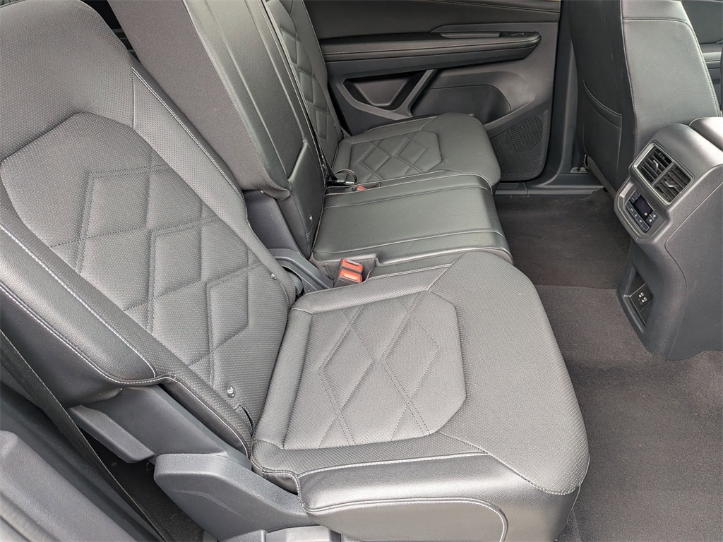 Thumbnail: 2024 Volkswagen Atlas - 26