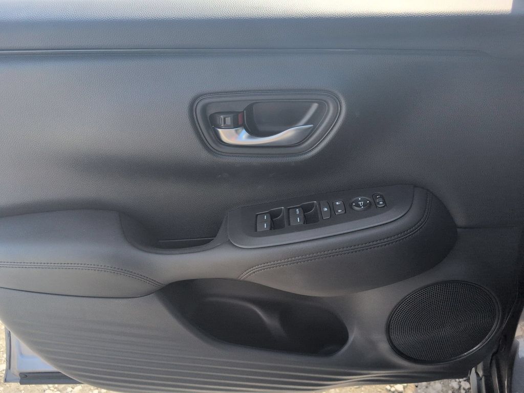 Thumbnail: 2025 Honda HR-V - 11