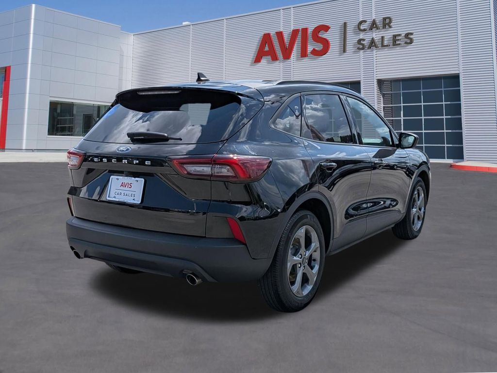 Thumbnail: 2025 Ford Escape - 6
