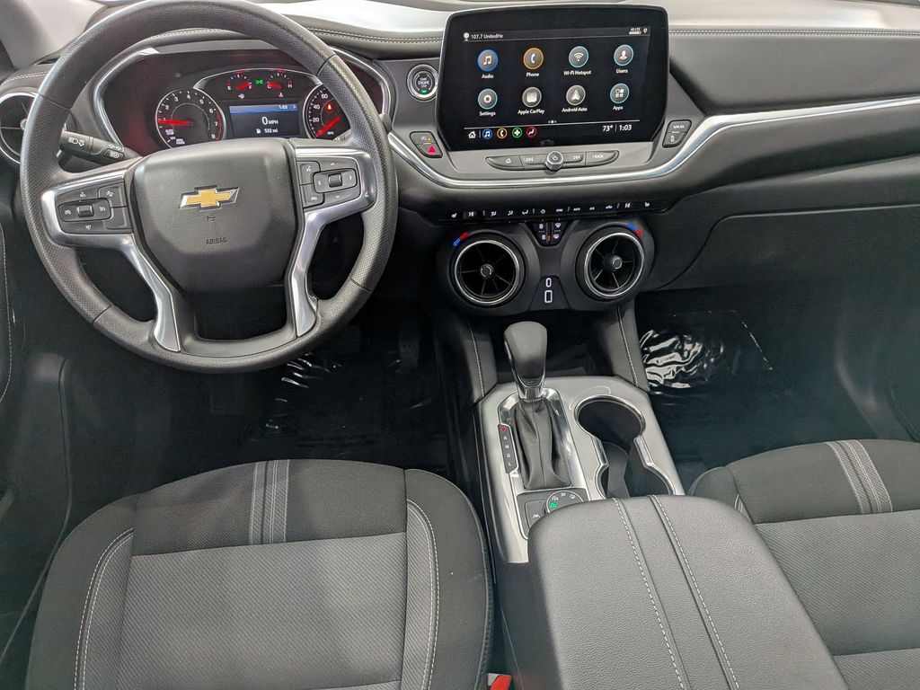 Thumbnail: 2025 Chevrolet Blazer - 22