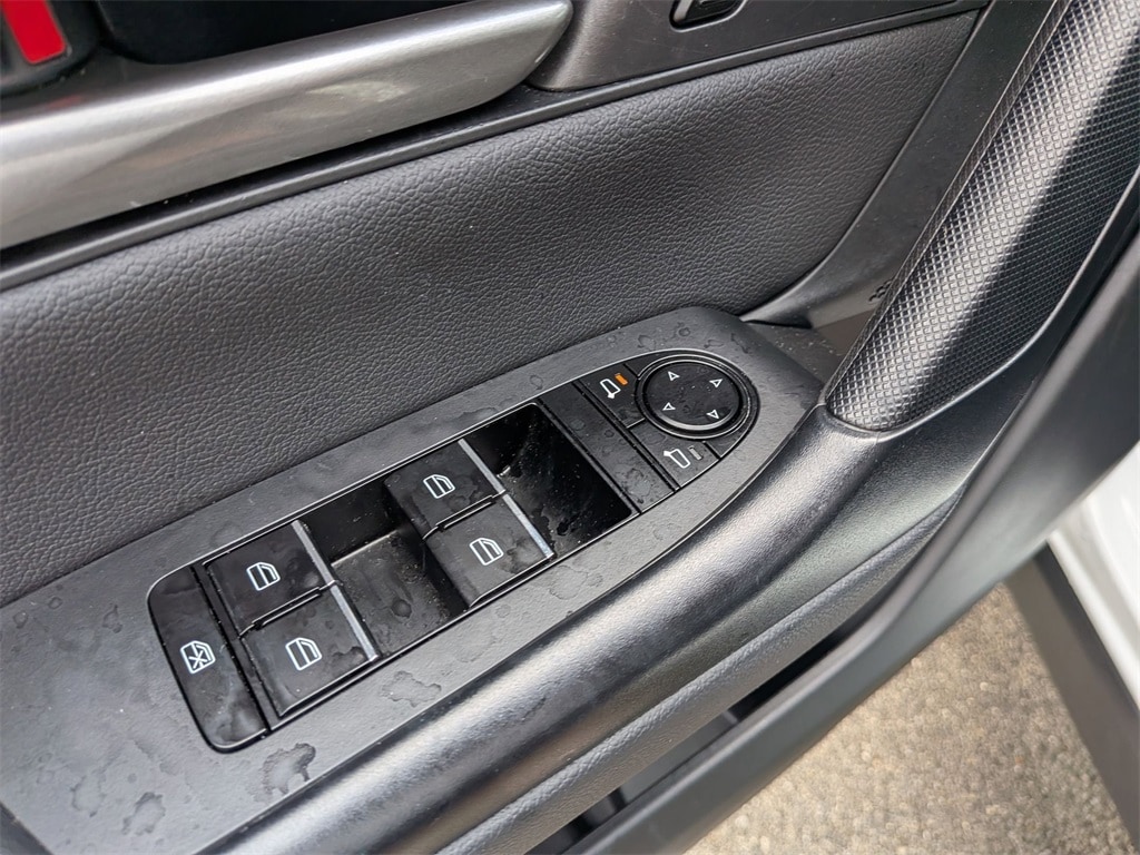 Thumbnail: 2025 Mazda CX-50 - 13