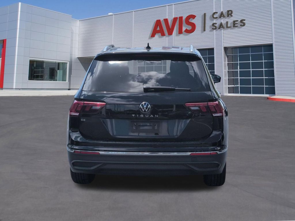Thumbnail: 2024 Volkswagen Tiguan - 7