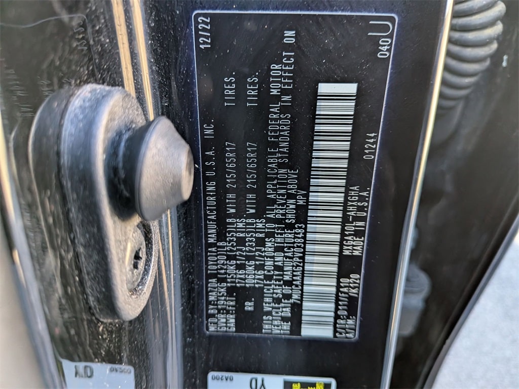 Thumbnail: 2023 Toyota Corolla Cross - 31