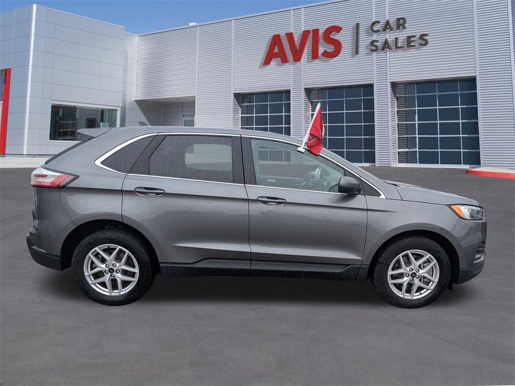 2024 Ford Edge SEL photo 4