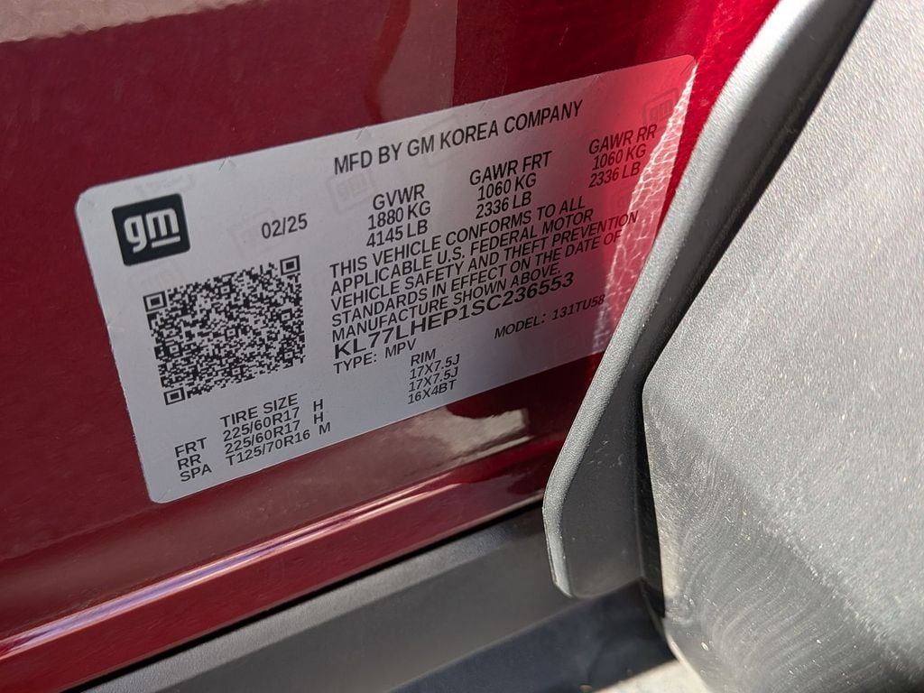 Thumbnail: 2025 Chevrolet Trax - 33