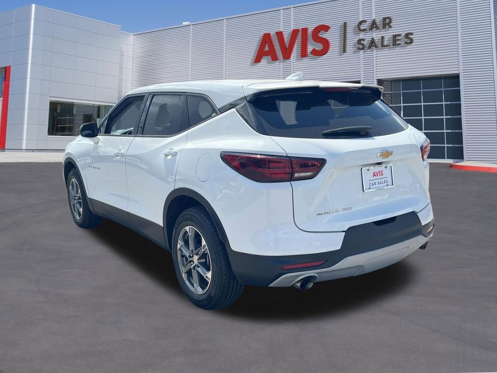 Thumbnail: 2025 Chevrolet Blazer - 9