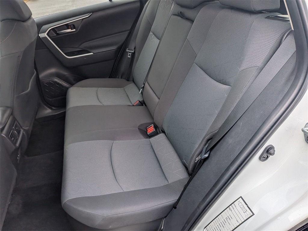 Thumbnail: 2025 Toyota RAV4 - 22