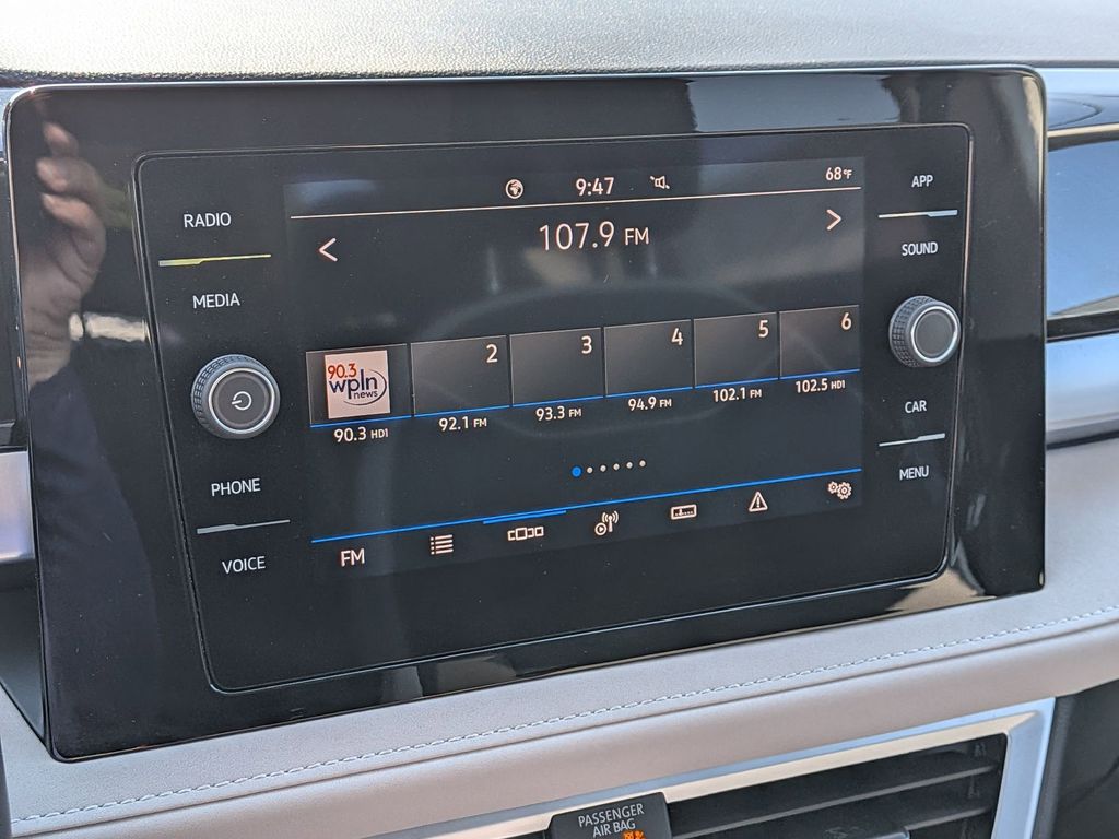 Thumbnail: 2025 Volkswagen Taos - 16