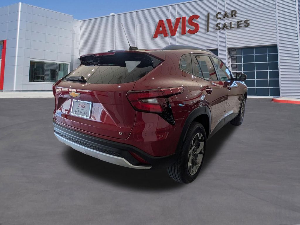 Thumbnail: 2025 Chevrolet Trax - 6