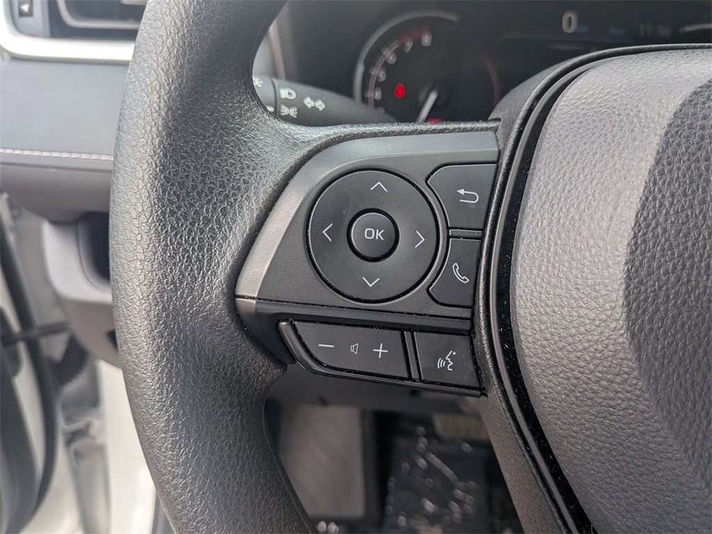 Thumbnail: 2025 Toyota RAV4 - 22