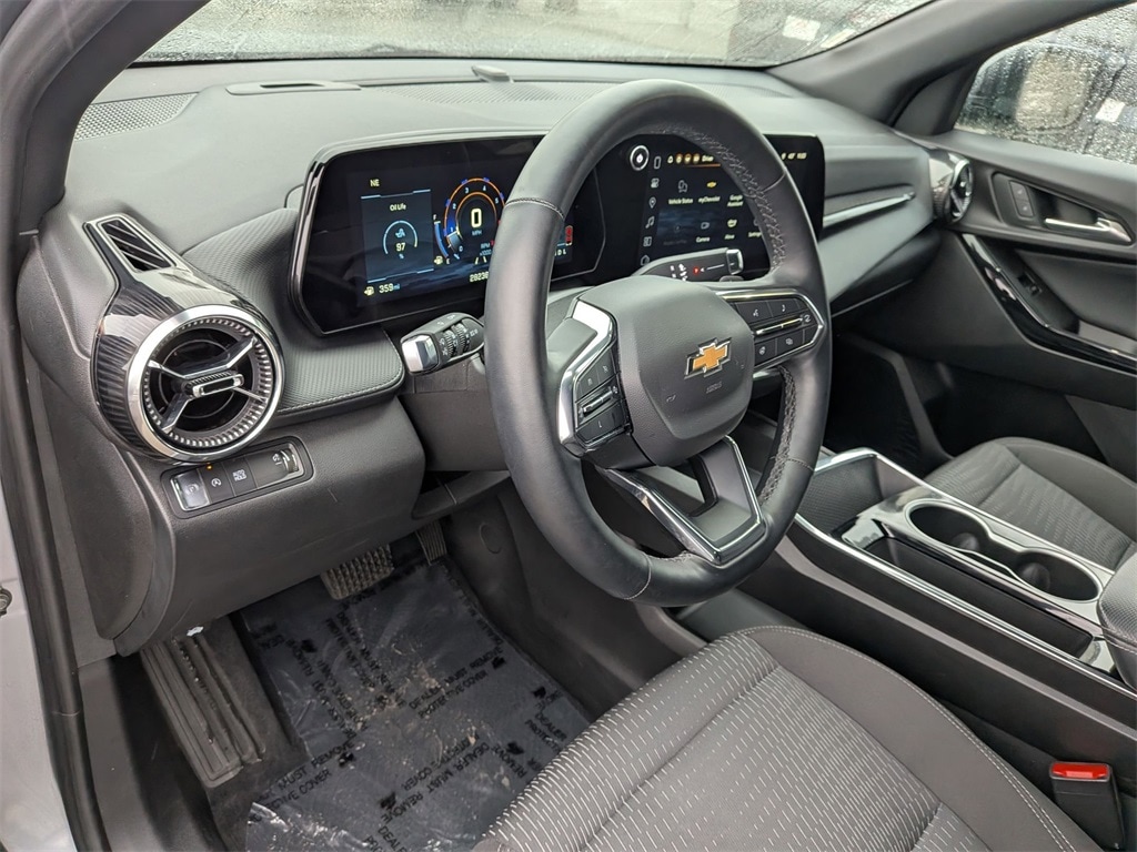Thumbnail: 2025 Chevrolet Equinox - 15