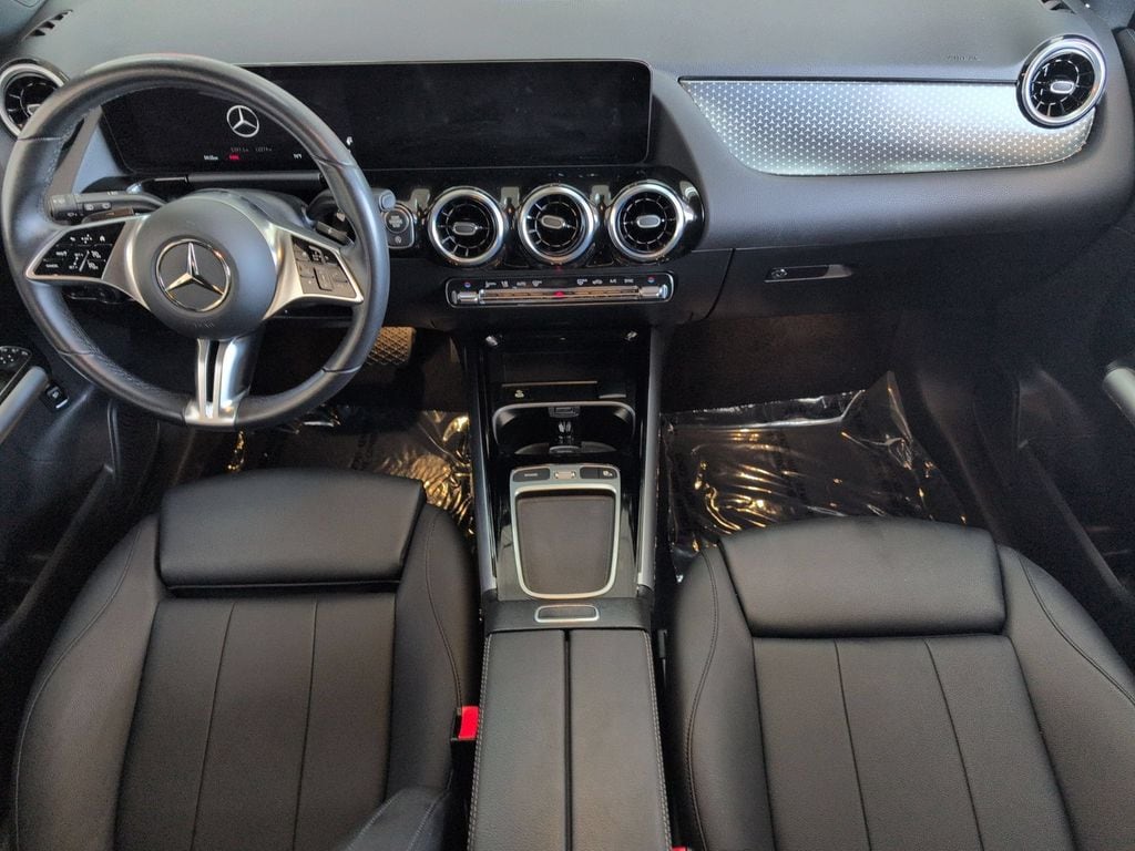 Thumbnail: 2025 Mercedes-Benz GLA - 22