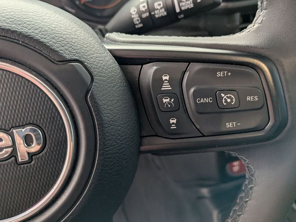 Thumbnail: 2025 Jeep Wrangler - 15