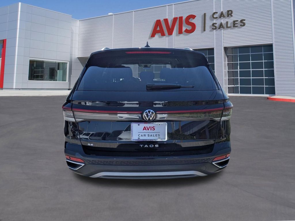 Thumbnail: 2025 Volkswagen Taos - 5
