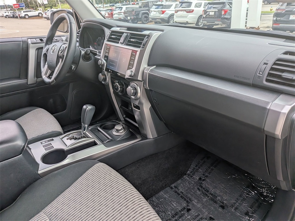 Thumbnail: 2024 Toyota 4Runner - 30
