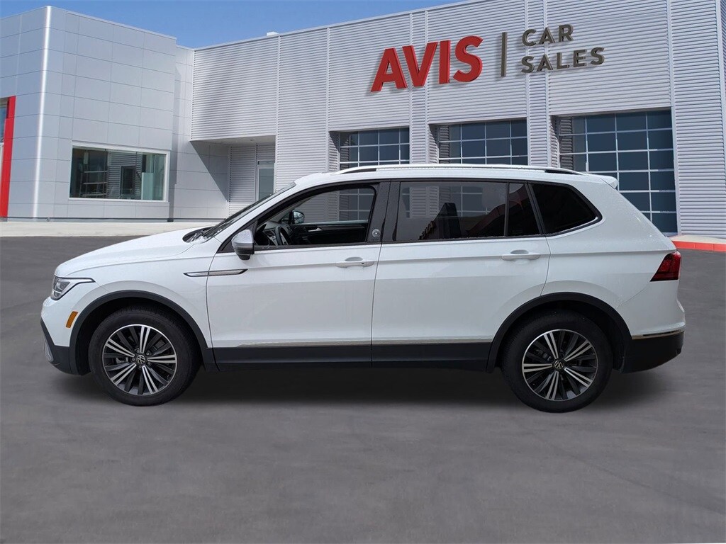 Thumbnail: 2024 Volkswagen Tiguan - 10