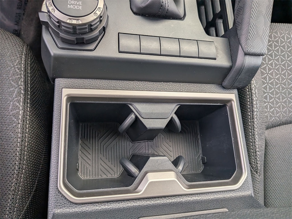 Thumbnail: 2025 Toyota 4Runner - 19