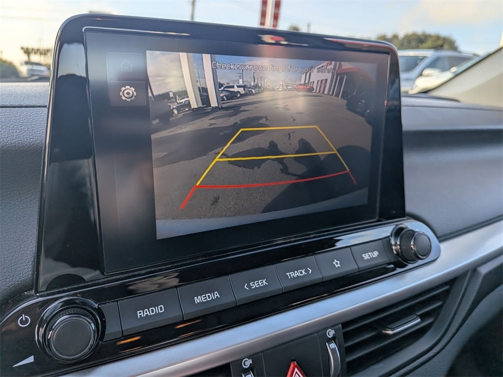 Thumbnail: 2024 Kia Forte - 18