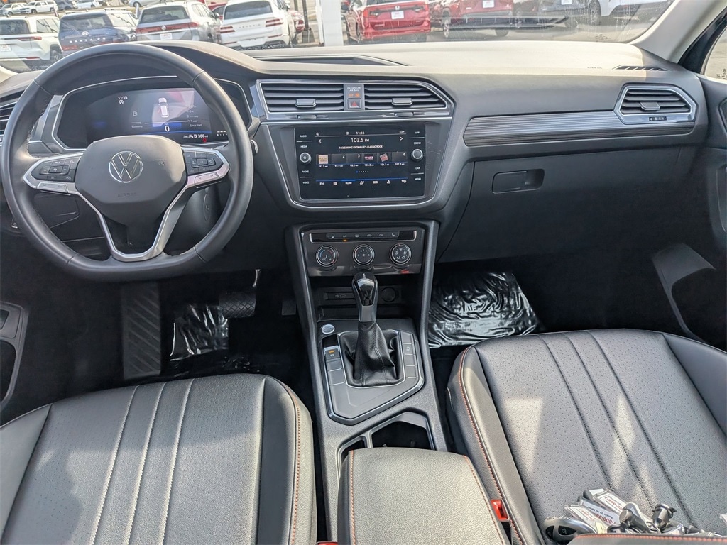 Thumbnail: 2024 Volkswagen Tiguan - 23