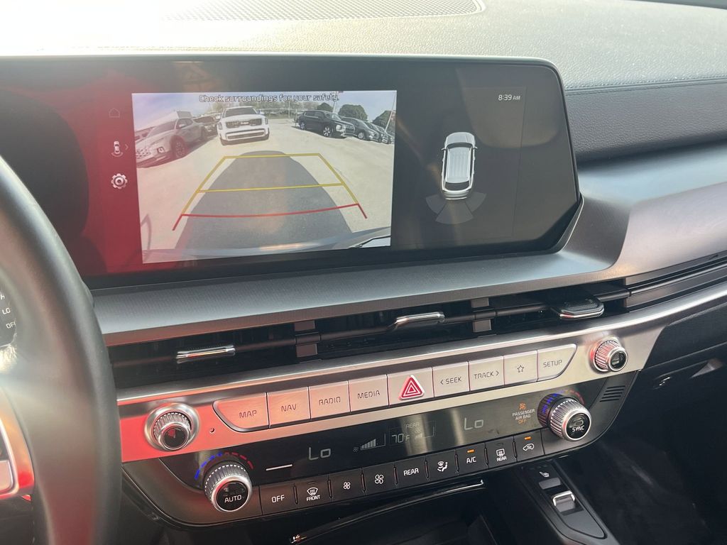 Thumbnail: 2025 Kia Telluride - 17