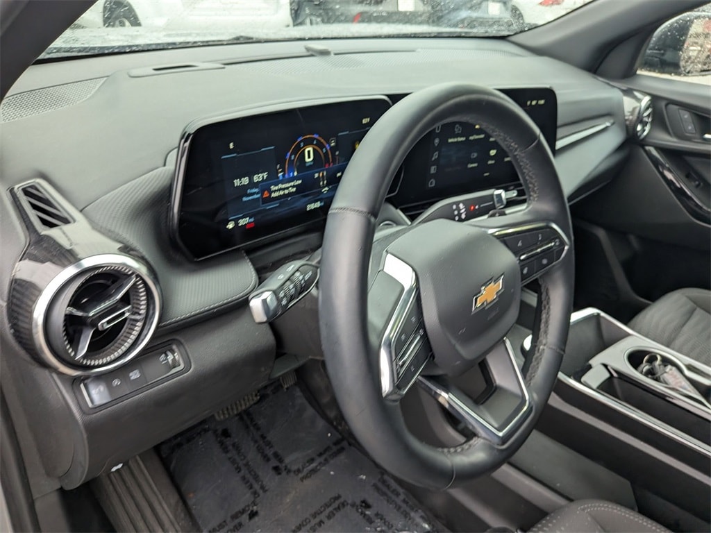 Thumbnail: 2025 Chevrolet Equinox - 15