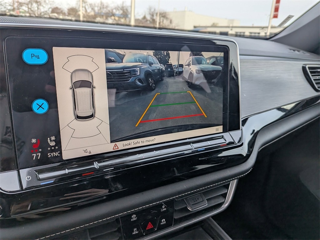 Thumbnail: 2024 Volkswagen Atlas - 18