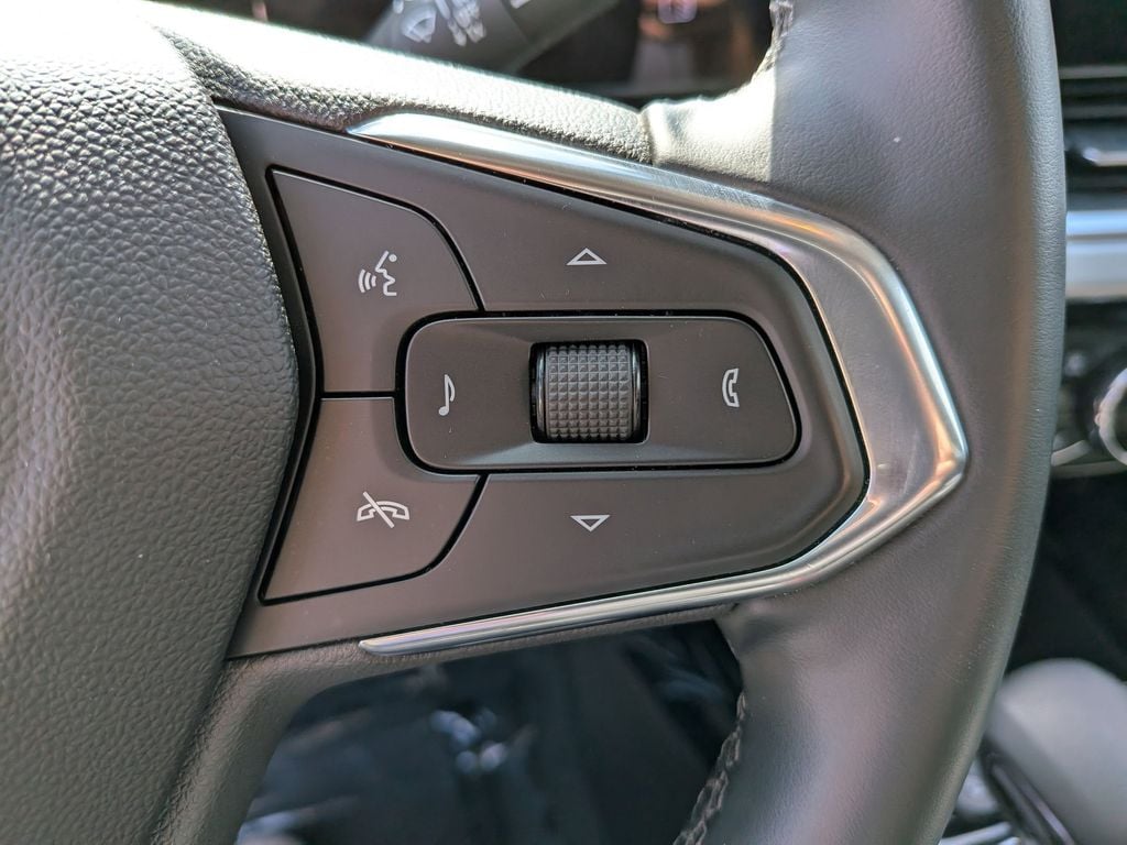 Thumbnail: 2025 Chevrolet Trax - 21