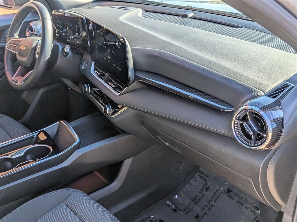 Thumbnail: 2025 Chevrolet Equinox - 31