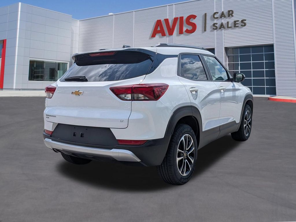 Thumbnail: 2025 Chevrolet TrailBlazer - 6