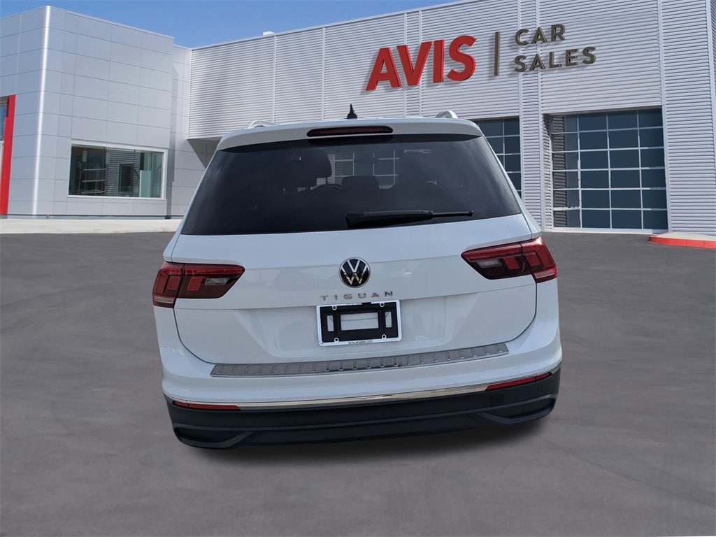 Thumbnail: 2024 Volkswagen Tiguan - 7