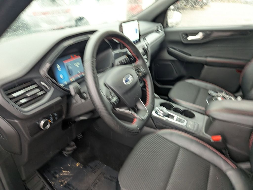 Thumbnail: 2025 Ford Escape - 15