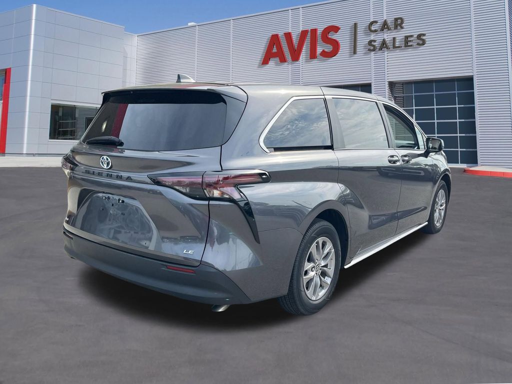 Thumbnail: 2025 Toyota Sienna - 6
