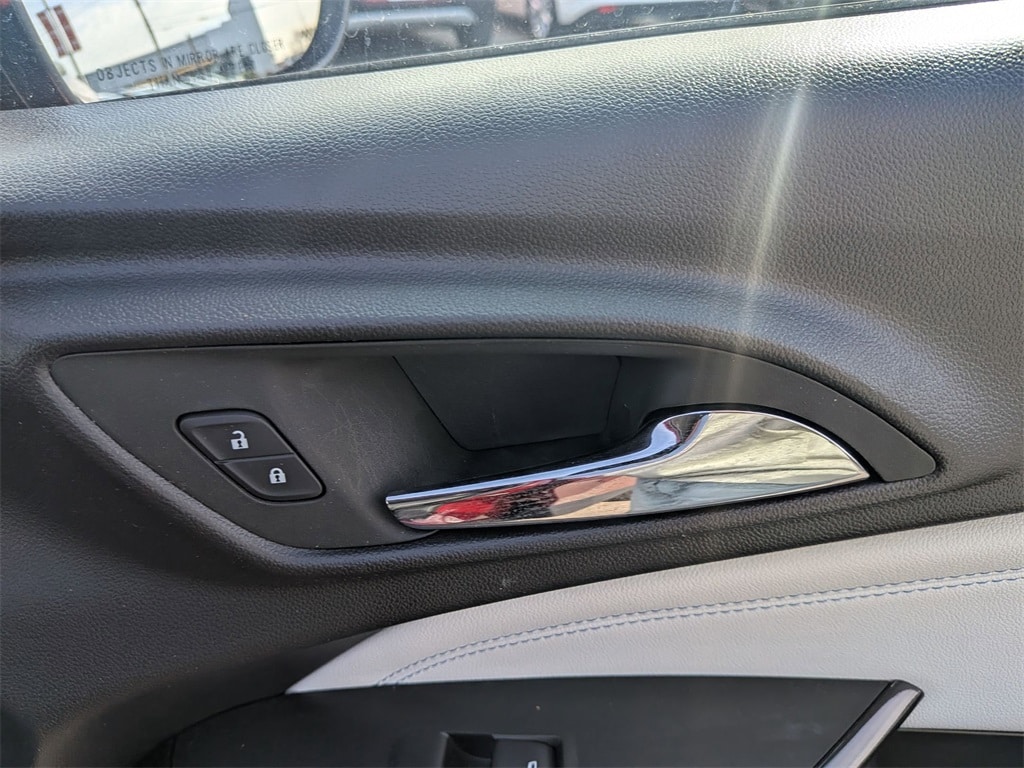 Thumbnail: 2025 Chevrolet Trax - 31