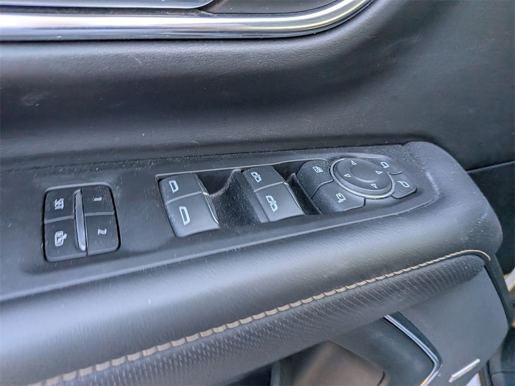 Thumbnail: 2023 Chevrolet Suburban - 13