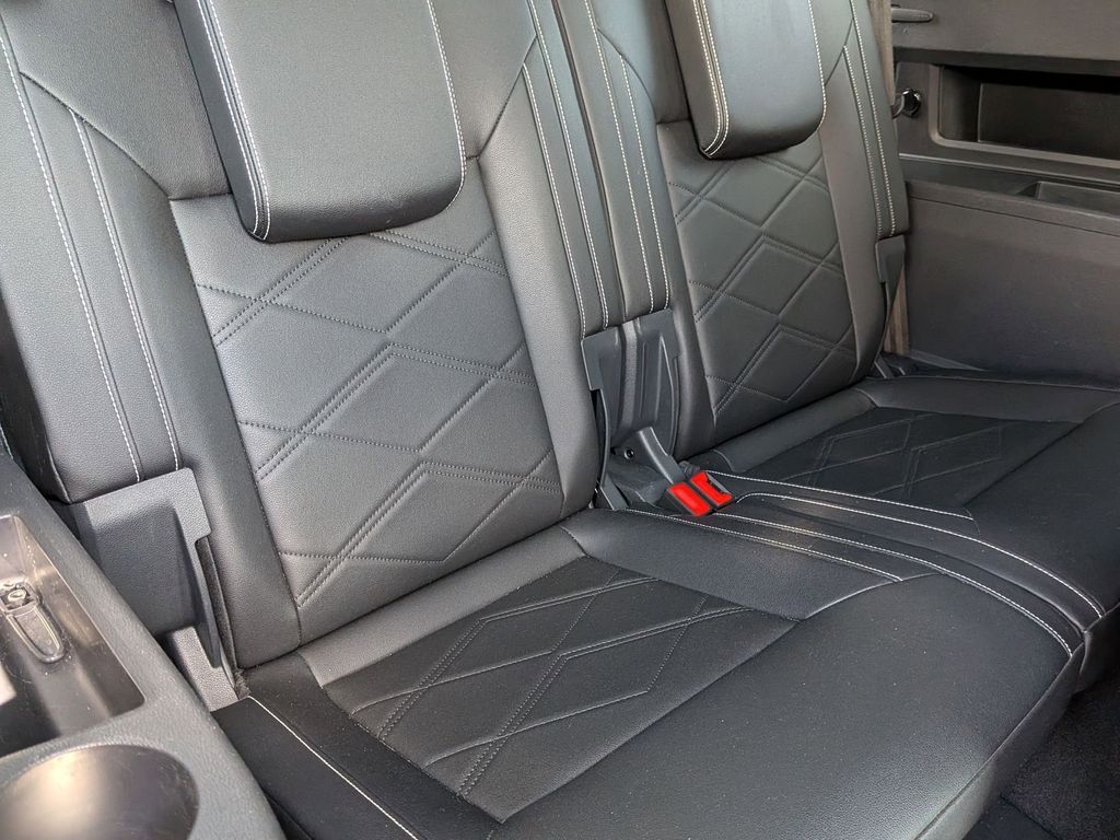 Thumbnail: 2025 Volkswagen Atlas - 26