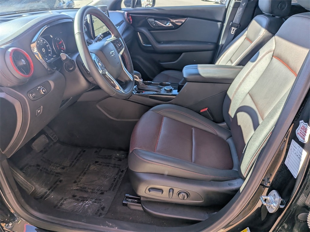 Thumbnail: 2025 Chevrolet Blazer - 25