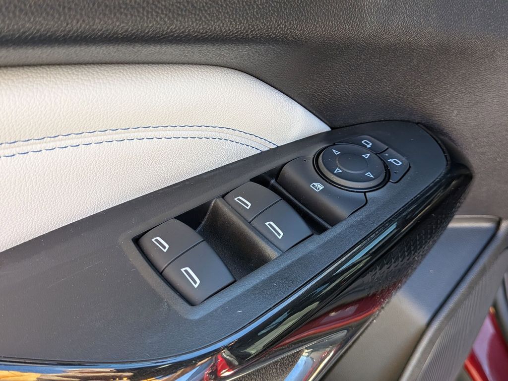 Thumbnail: 2025 Chevrolet Trax - 14