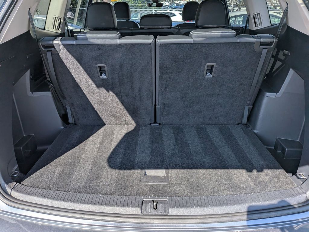 Thumbnail: 2025 Volkswagen Atlas - 20