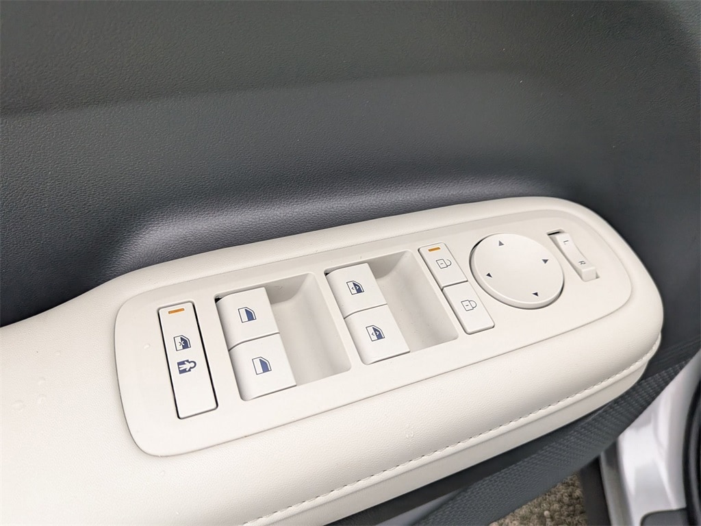 Thumbnail: 2025 Hyundai Santa Fe - 13