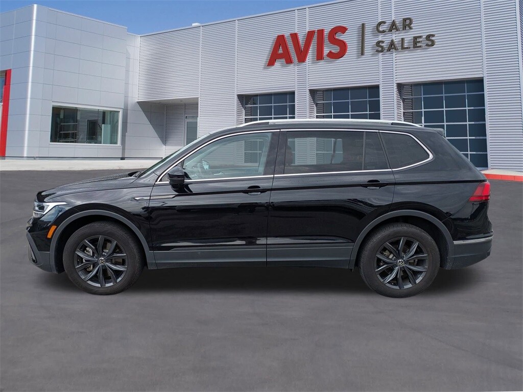 2024 Volkswagen Tiguan SE Wolfsburg Edition photo 2