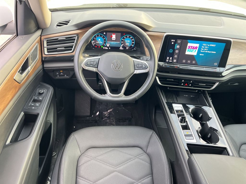 Thumbnail: 2025 Volkswagen Atlas - 25