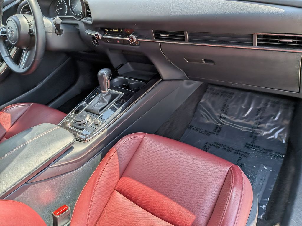 Thumbnail: 2025 Mazda CX-30 - 30