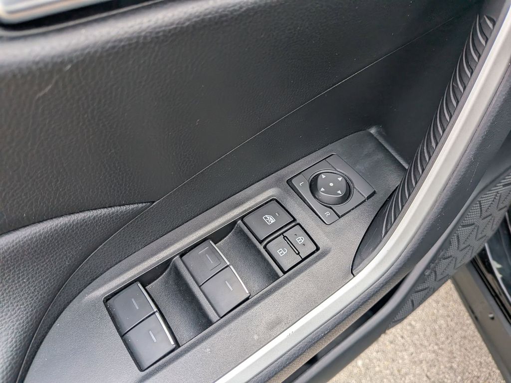 Thumbnail: 2025 Toyota RAV4 - 13