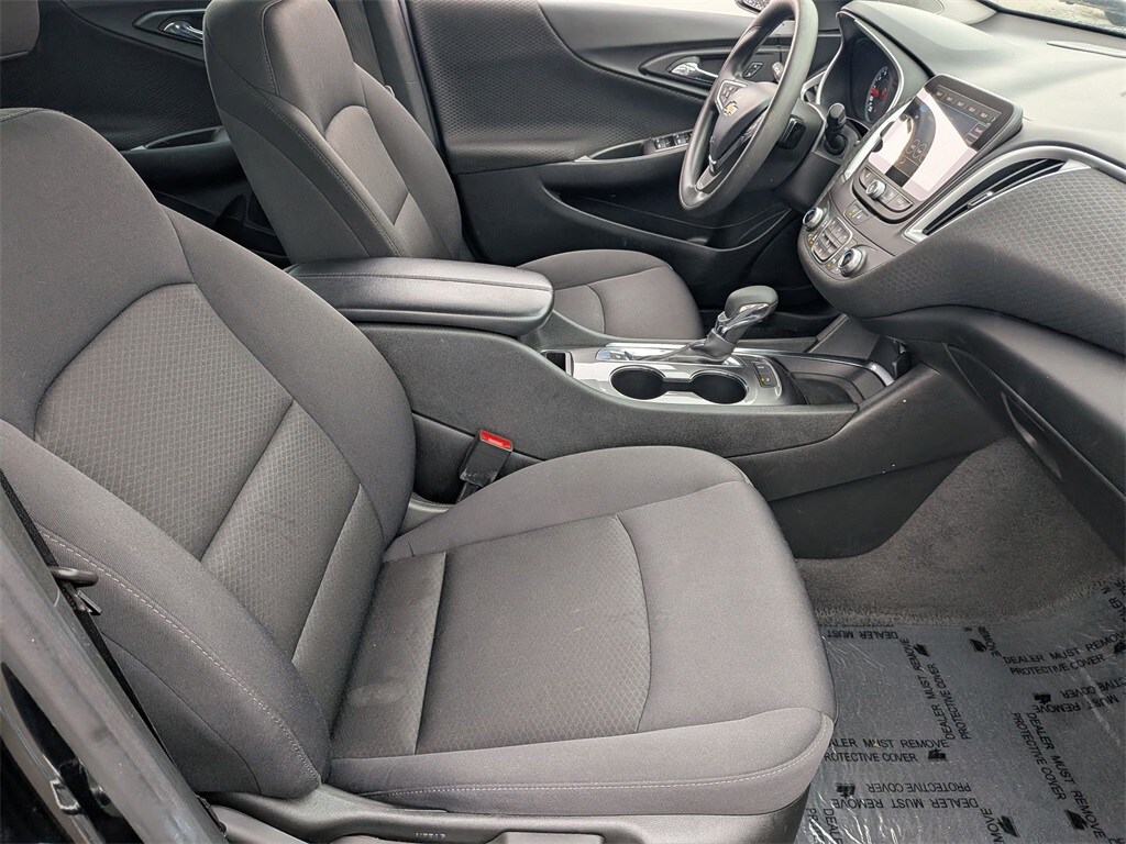 Thumbnail: 2024 Chevrolet Malibu - 33