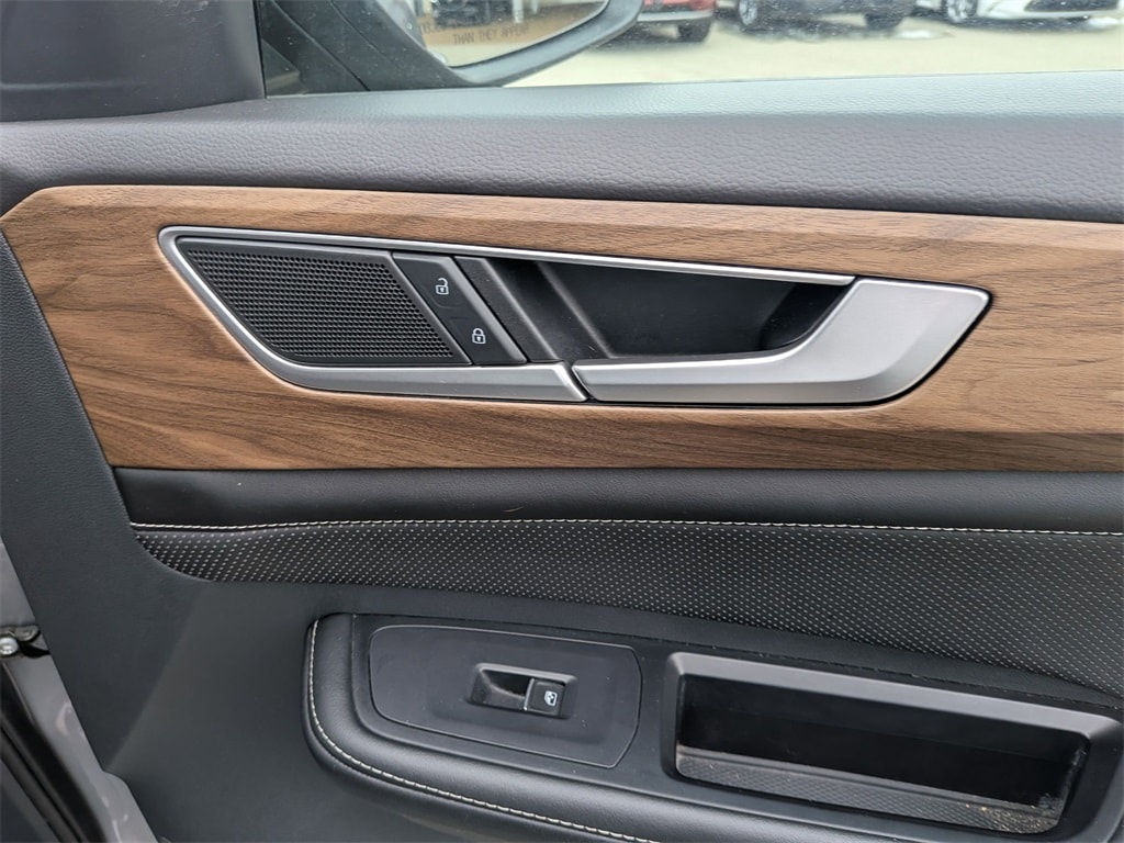 Thumbnail: 2024 Volkswagen Atlas - 28