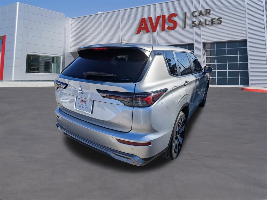 Thumbnail: 2025 Mitsubishi Outlander - 6