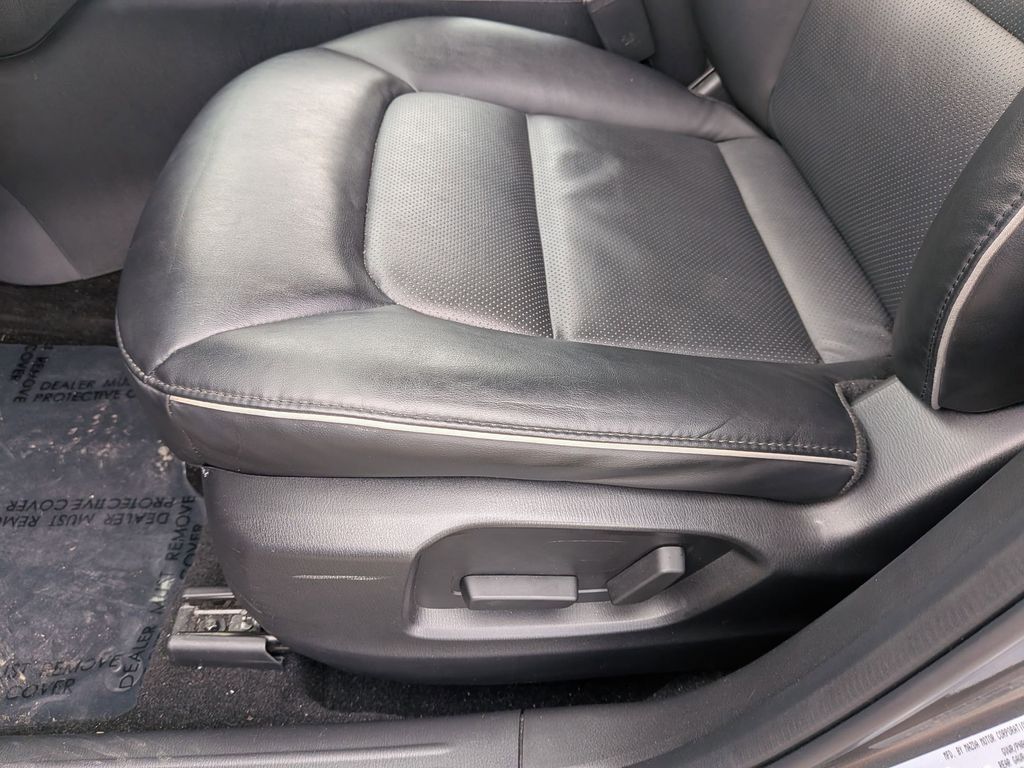 Thumbnail: 2025 Mazda CX-5 - 15