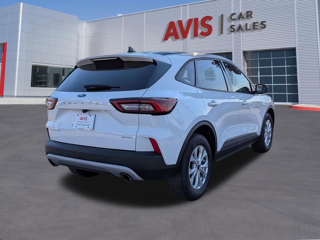 Thumbnail: 2025 Ford Escape - 6