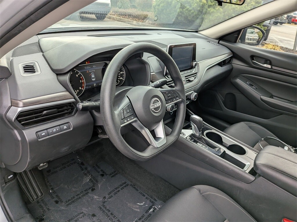 Thumbnail: 2024 Nissan Altima - 15