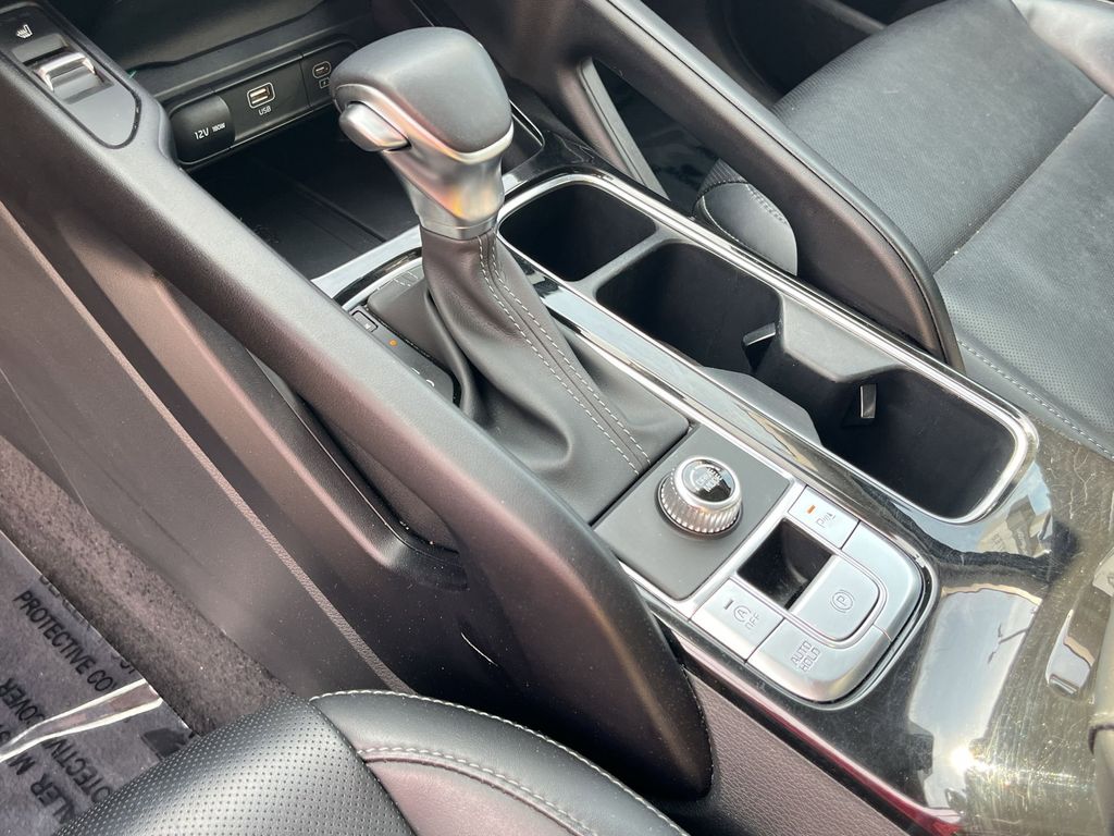 Thumbnail: 2025 Kia Telluride - 24